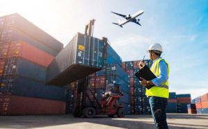Logistics cũng đang là ngành nghề hot, đem lại cơ hội việc làm lớn