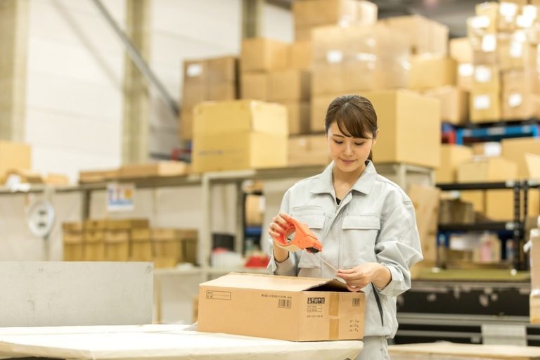 Cung ứng nhân viên kho: các vị trí, tiêu chí đánh giá và quy trình hòa nhập