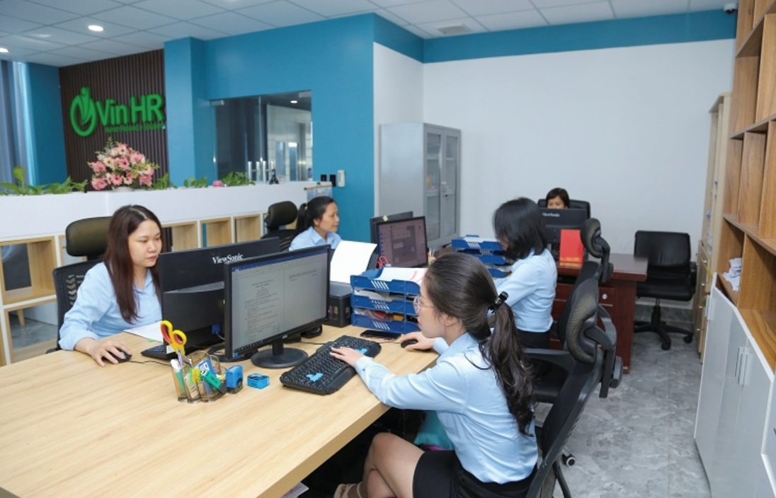 Chi lương hộ