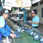 Nhu cầu tuyển công nhân giày da – Điều kiện, mức lương hiện nay