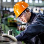 Tuyển công nhân làm ca đêm & những điều cần biết